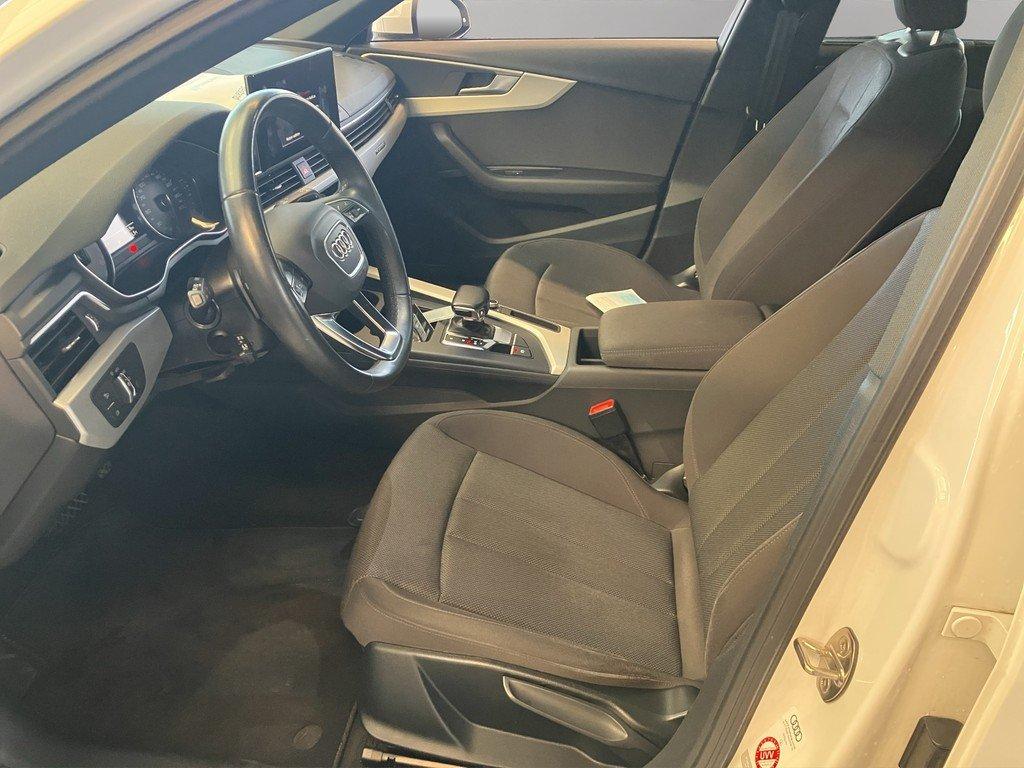 Audi A4 2022
