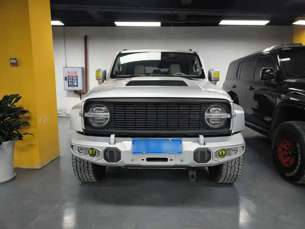Tank 300 2022