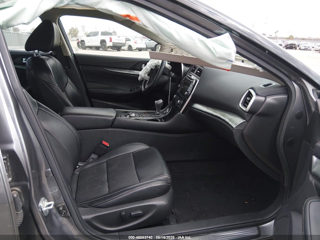 Nissan Maxima 2022