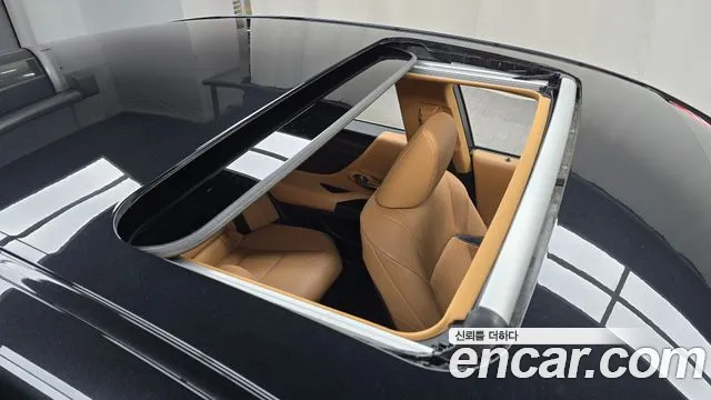 Lexus ES 2022