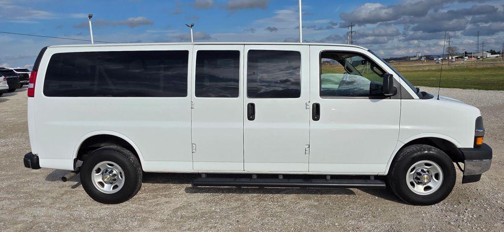 Chevrolet Express 2024