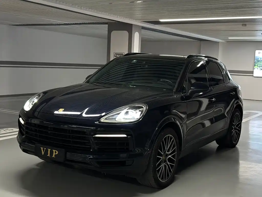 Porsche Cayenne 2022