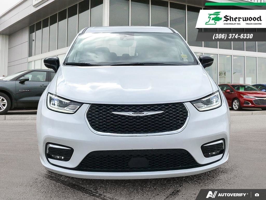 Chrysler Pacifica 2024