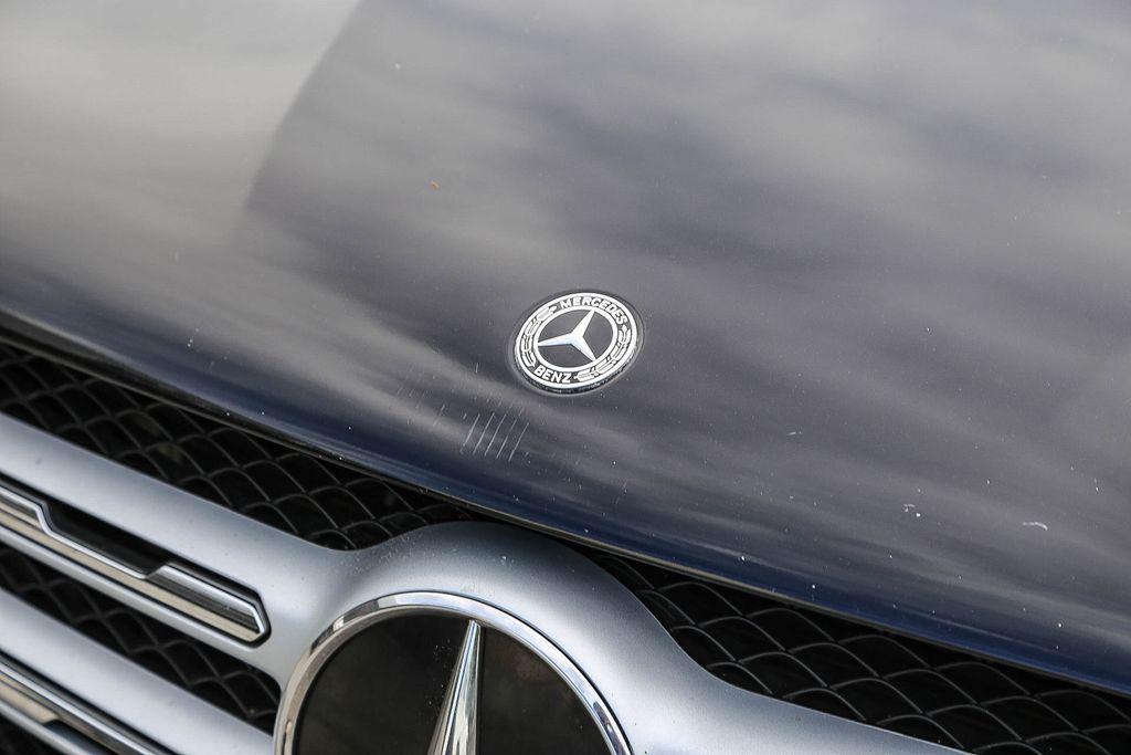Mercedes-Benz GLC 300 2022