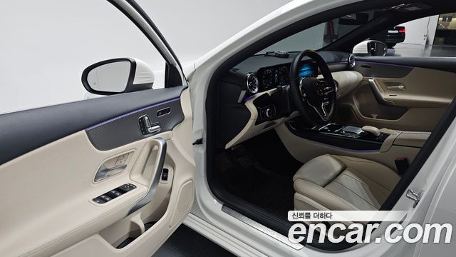 Mercedes-Benz A-Класс 2021