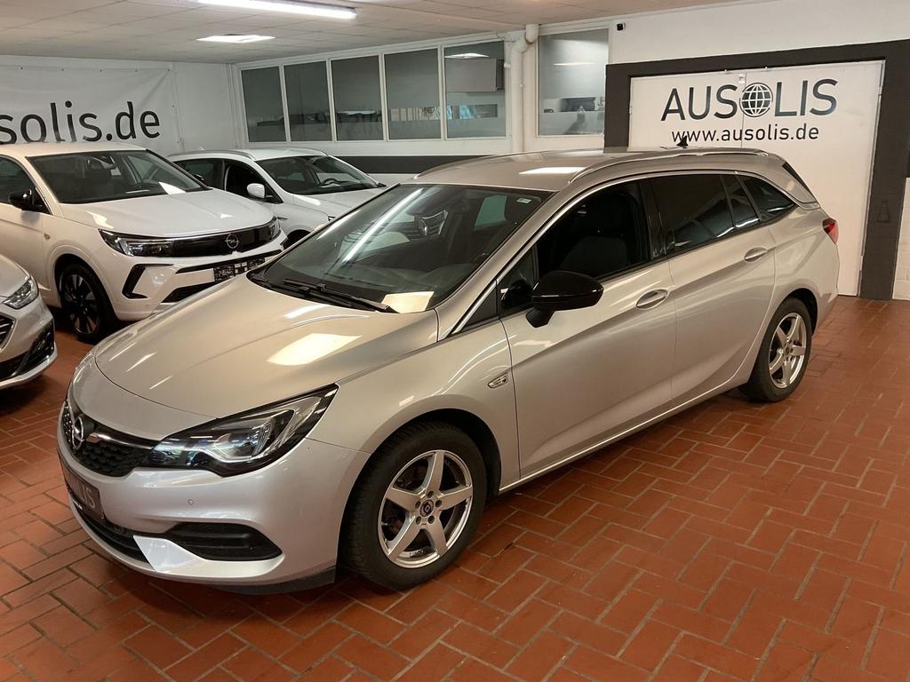 Opel Astra 2022