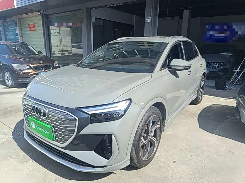 Audi Q4 e-tron 2023