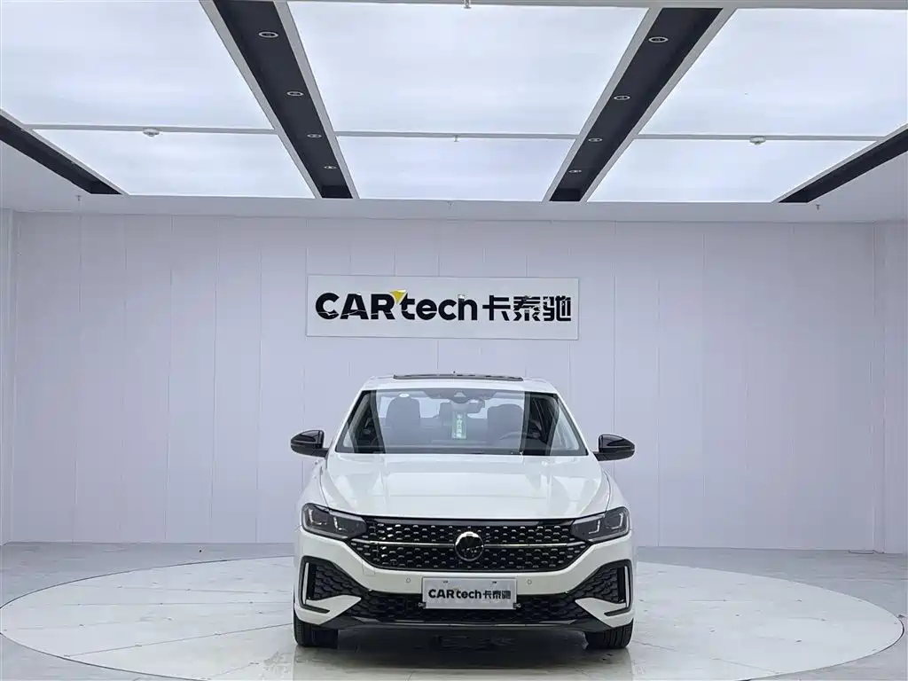 Volkswagen Lavida 2024
