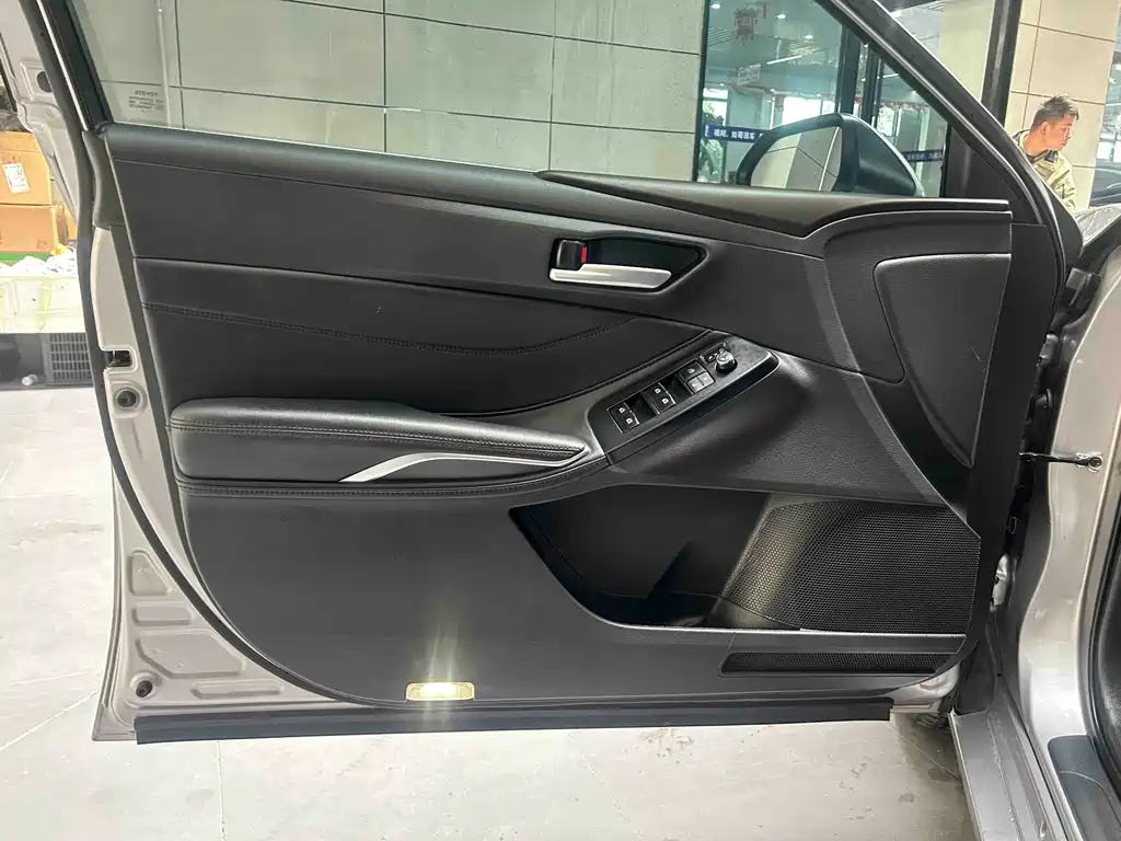 Toyota Avalon 2024