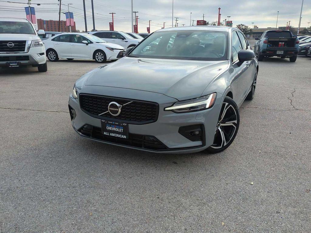 Volvo S60 2024