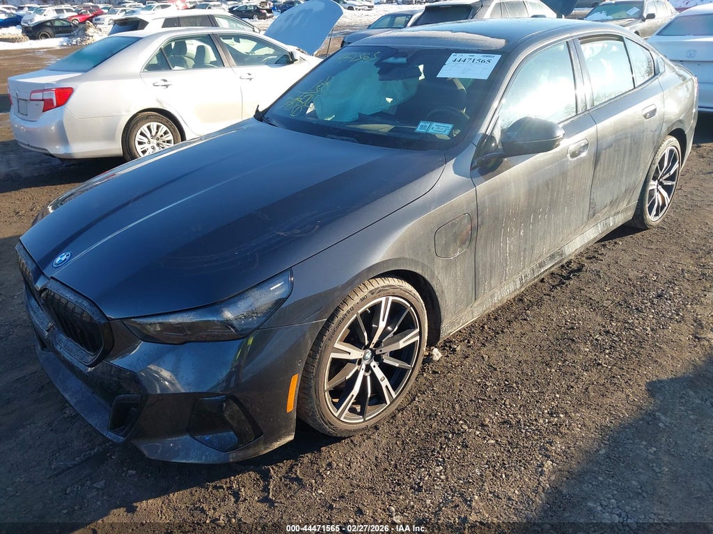 BMW 550 2025