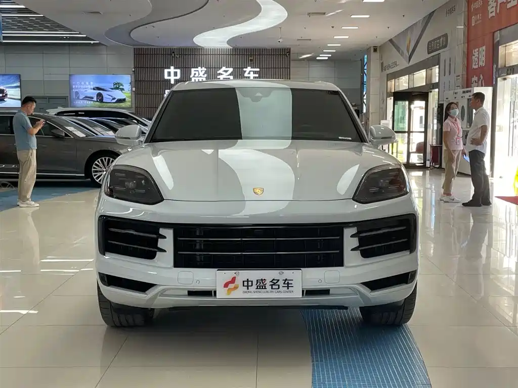 Porsche Cayenne 2024