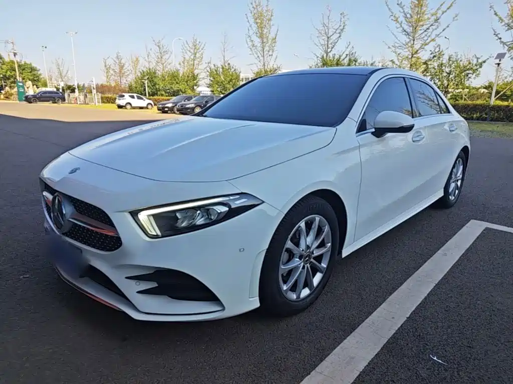 Mercedes-Benz A-Класс 2021