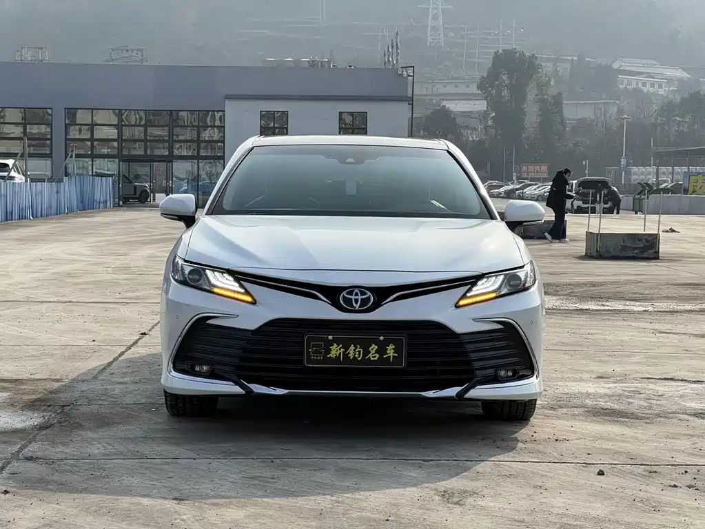 Toyota Camry 2023