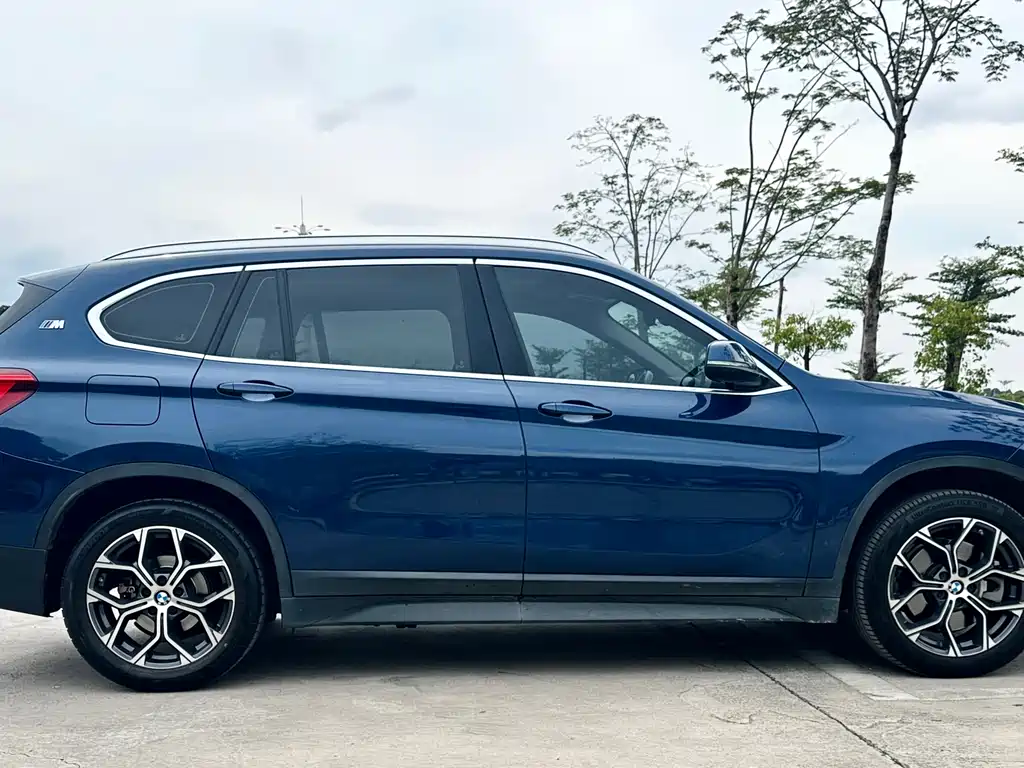 BMW X1 2021
