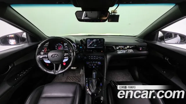 Hyundai Veloster 2021