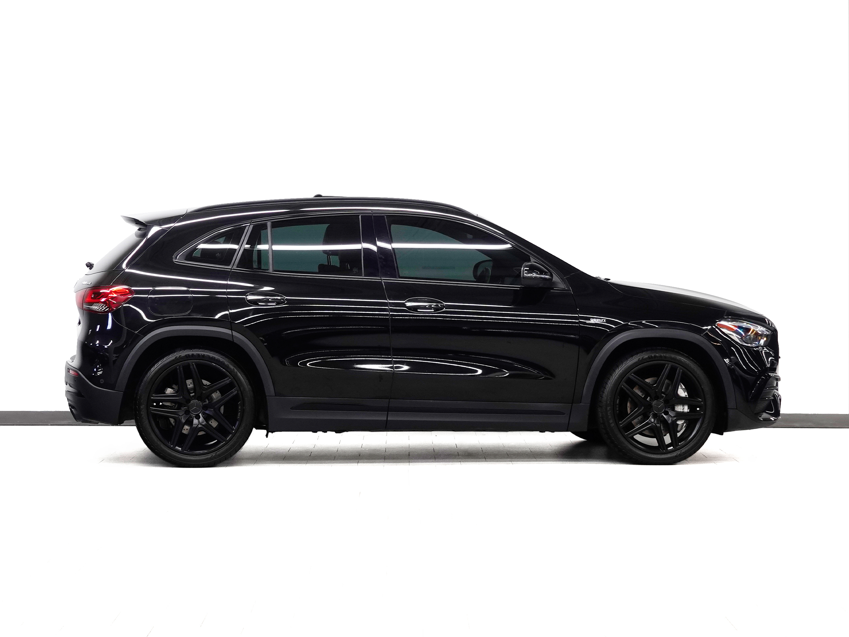 Mercedes-Benz GLA 2021