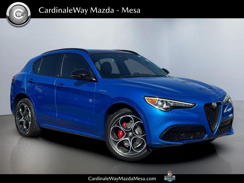 Alfa Romeo Stelvio 2023
