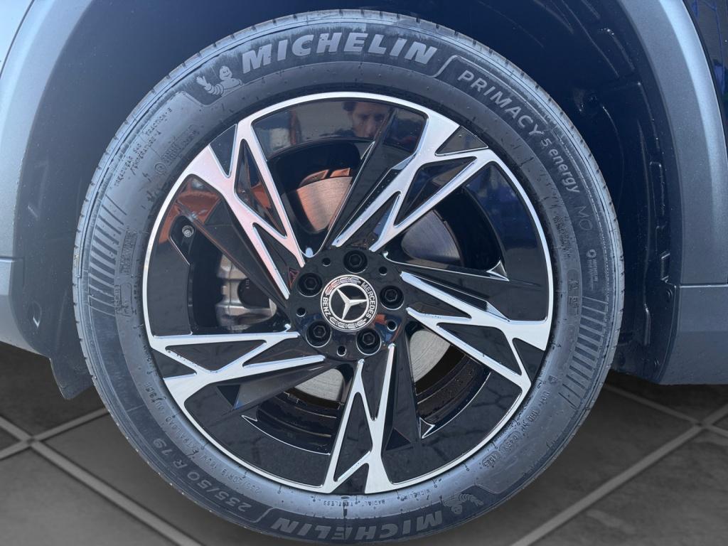 Mercedes-Benz GLB 200 2026