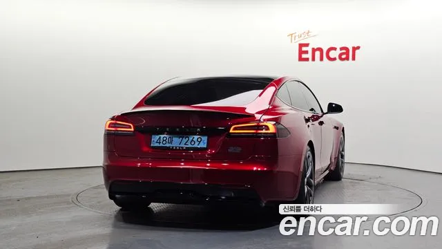 Tesla Model S 2023