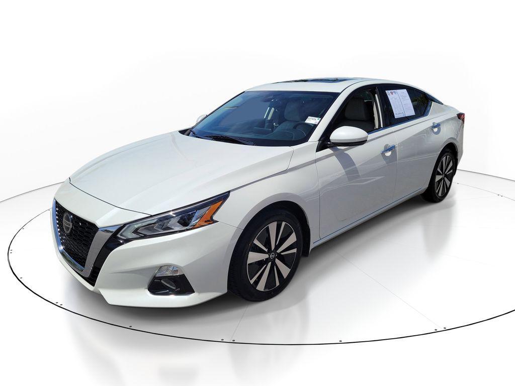 Nissan Altima 2021