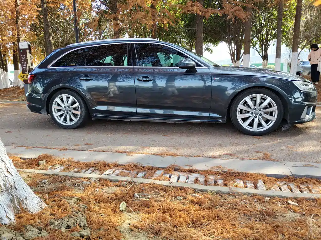 Audi A4 2020