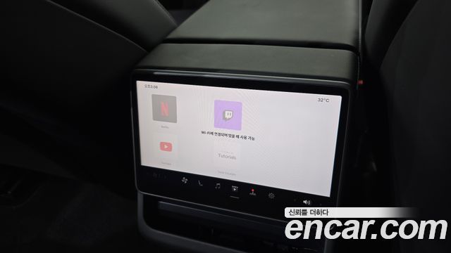 Tesla Model 3 2025