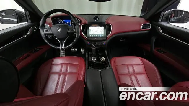 Maserati Ghibli 2020