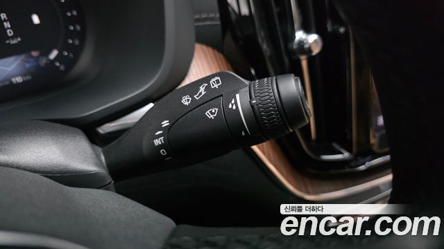 Volvo XC60 2023