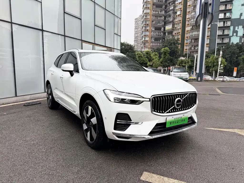 Volvo XC60 2024