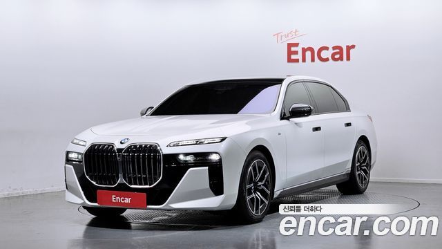 BMW 7 серии 2024