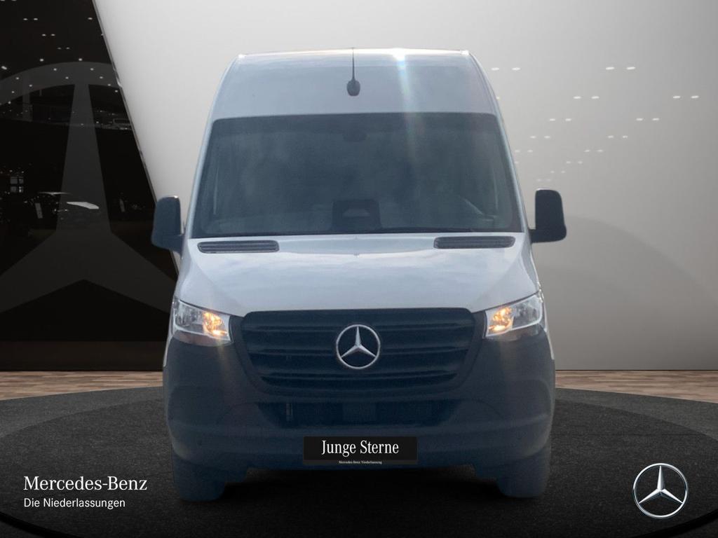 Mercedes-Benz SPRINTER 2025