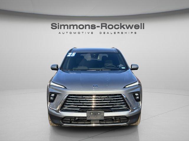 Buick Enclave 2025