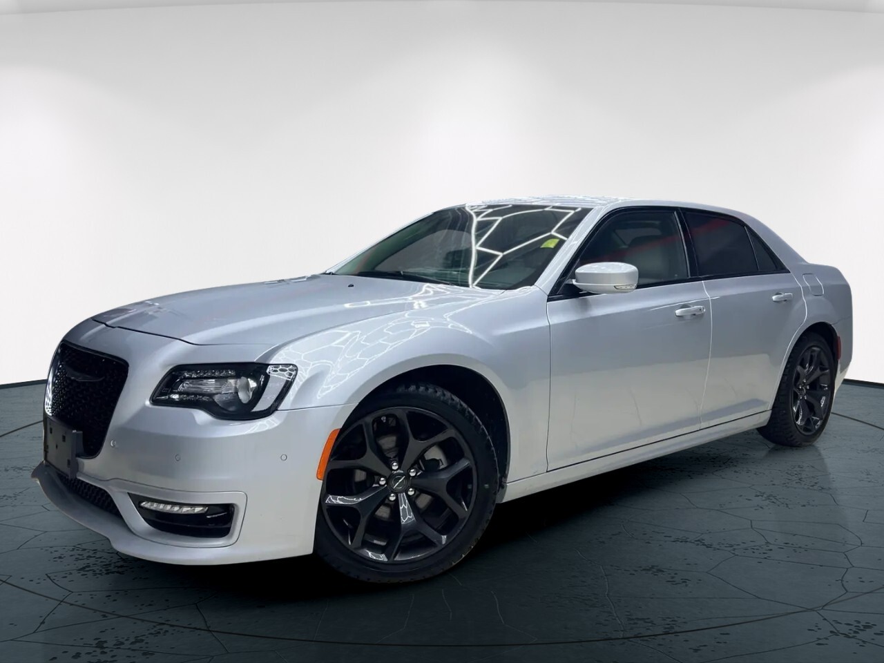 Chrysler 300 2022