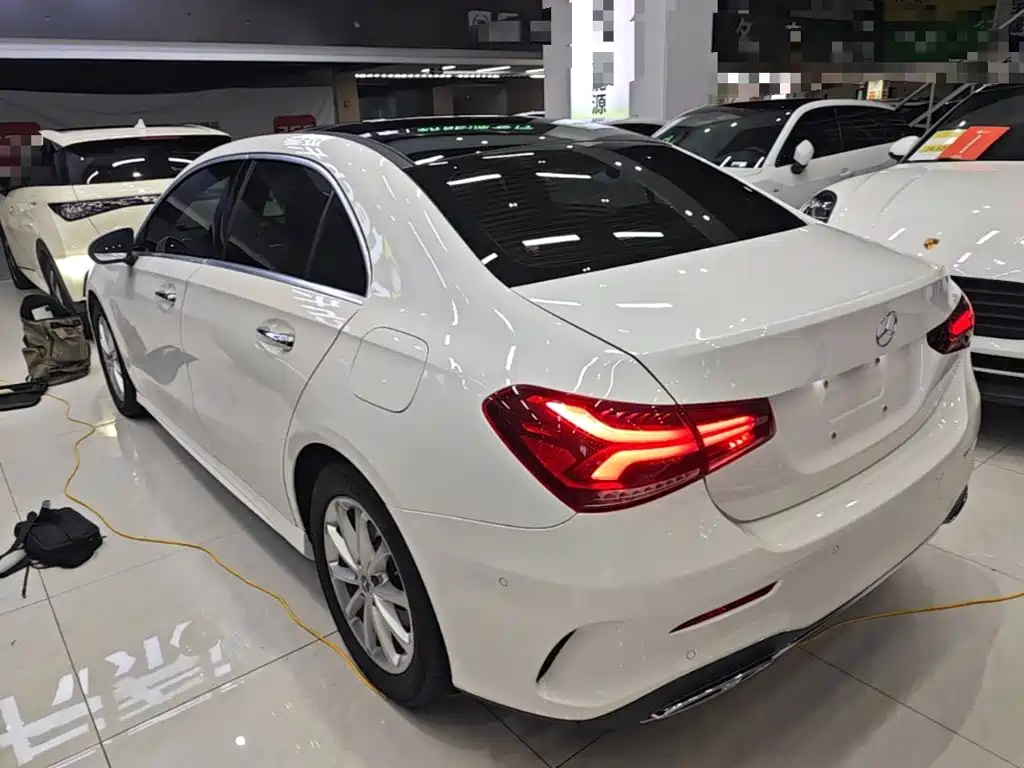 Mercedes-Benz A-Класс 2021