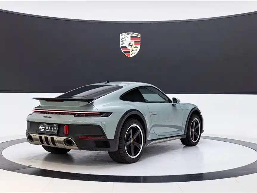 Porsche 911 2023