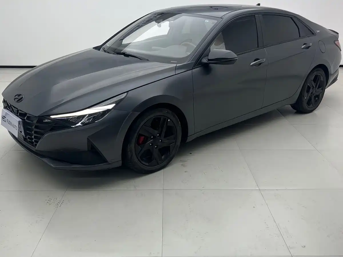 Hyundai Elantra 2023