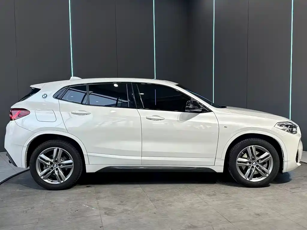BMW X2 2023