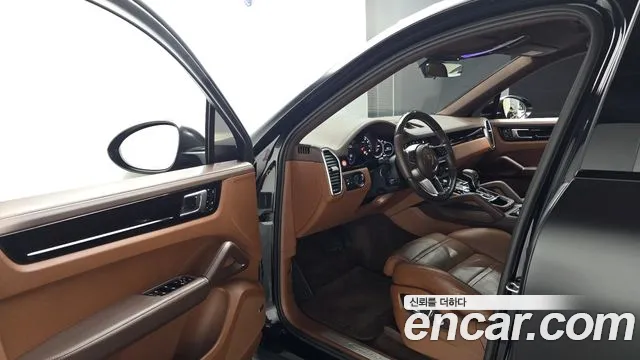 Porsche Cayenne 2020