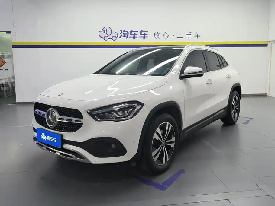 Mercedes-Benz GLA 2021