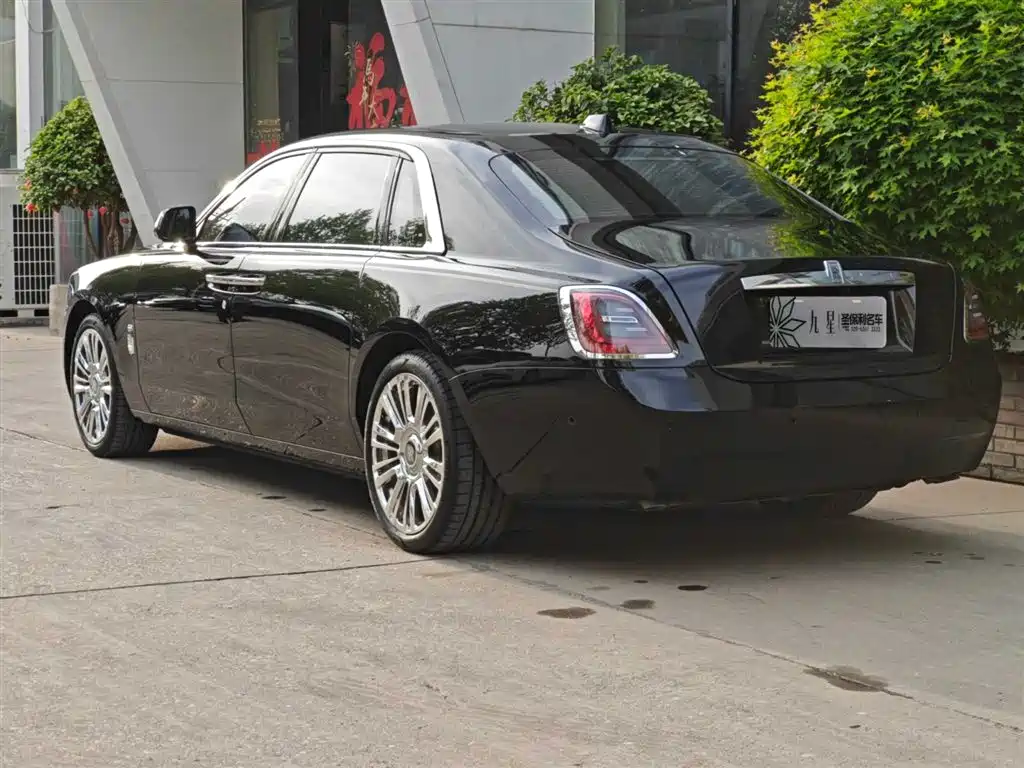 Rolls-Royce Ghost 2022