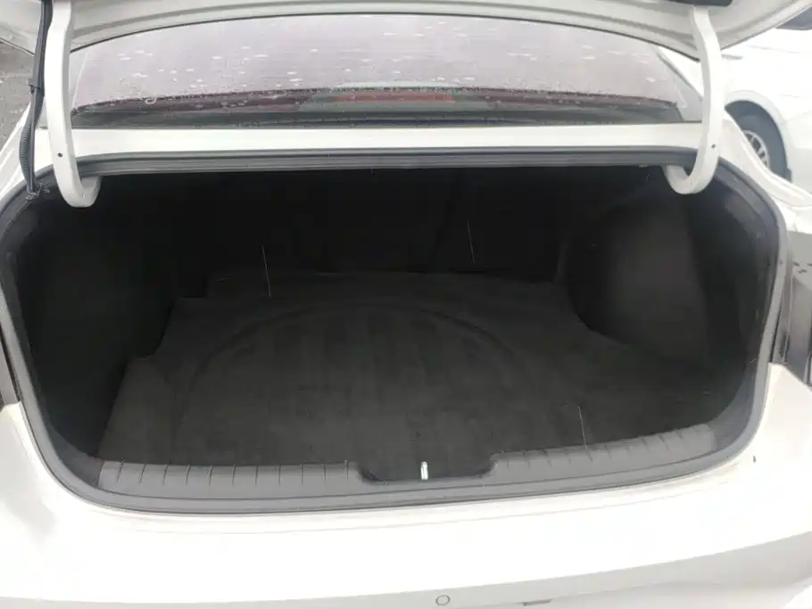 Hyundai Elantra 2021