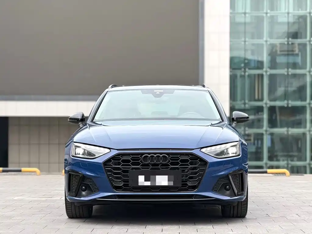 Audi A4 2022
