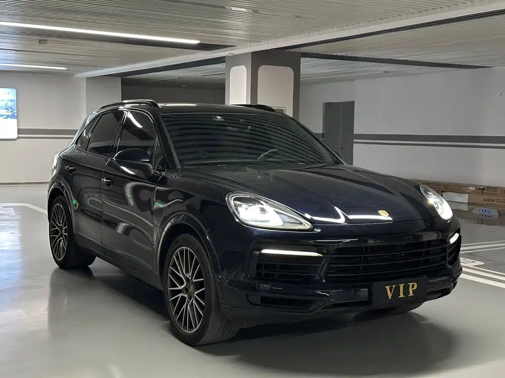 Porsche Cayenne 2022