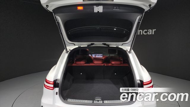 Genesis GV70 2025