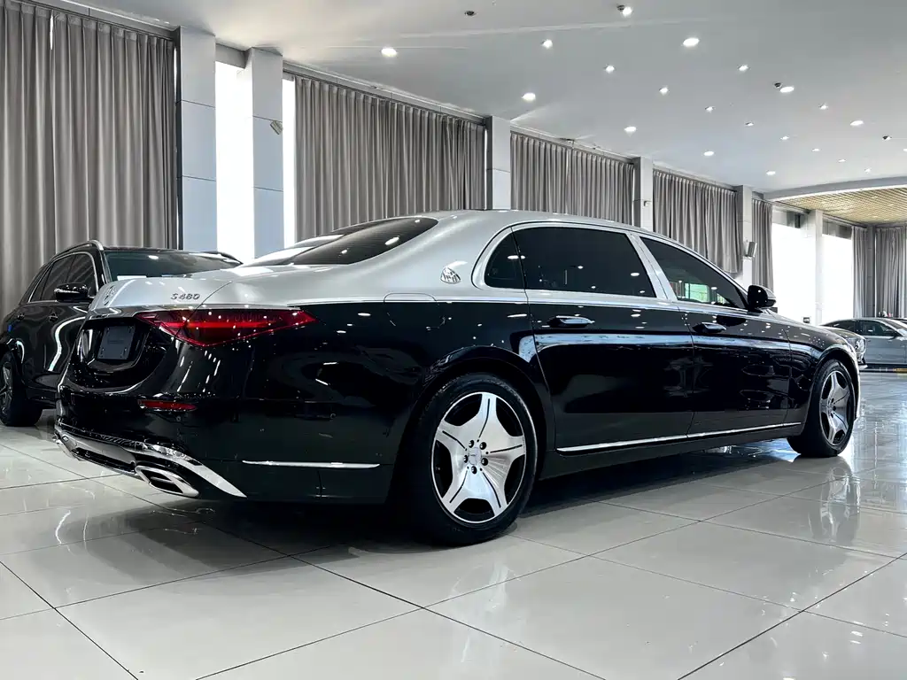 Mercedes-Benz Maybach S-Класс 2023