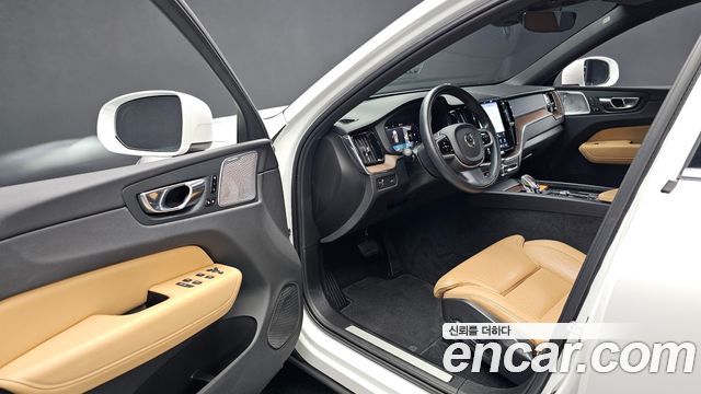 Volvo XC60 2021