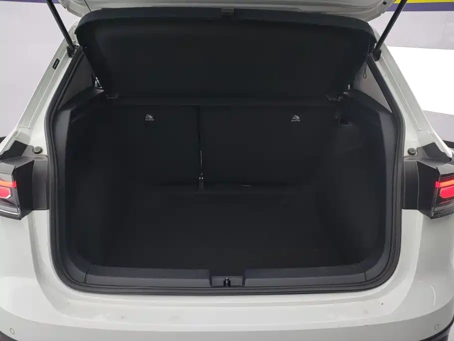 Volkswagen Tharu 2025