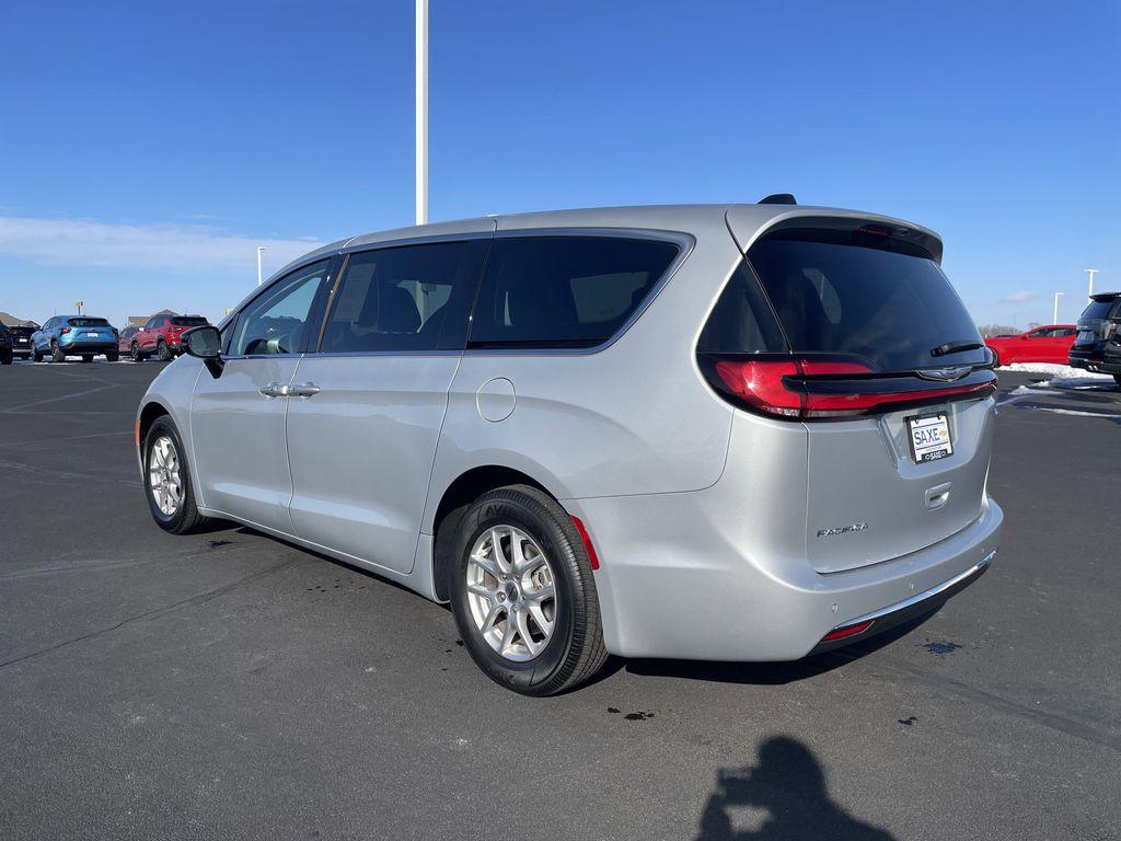 Chrysler Pacifica 2024