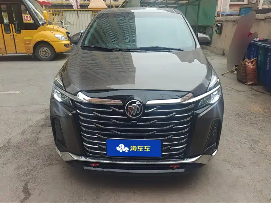Buick GL8 2025